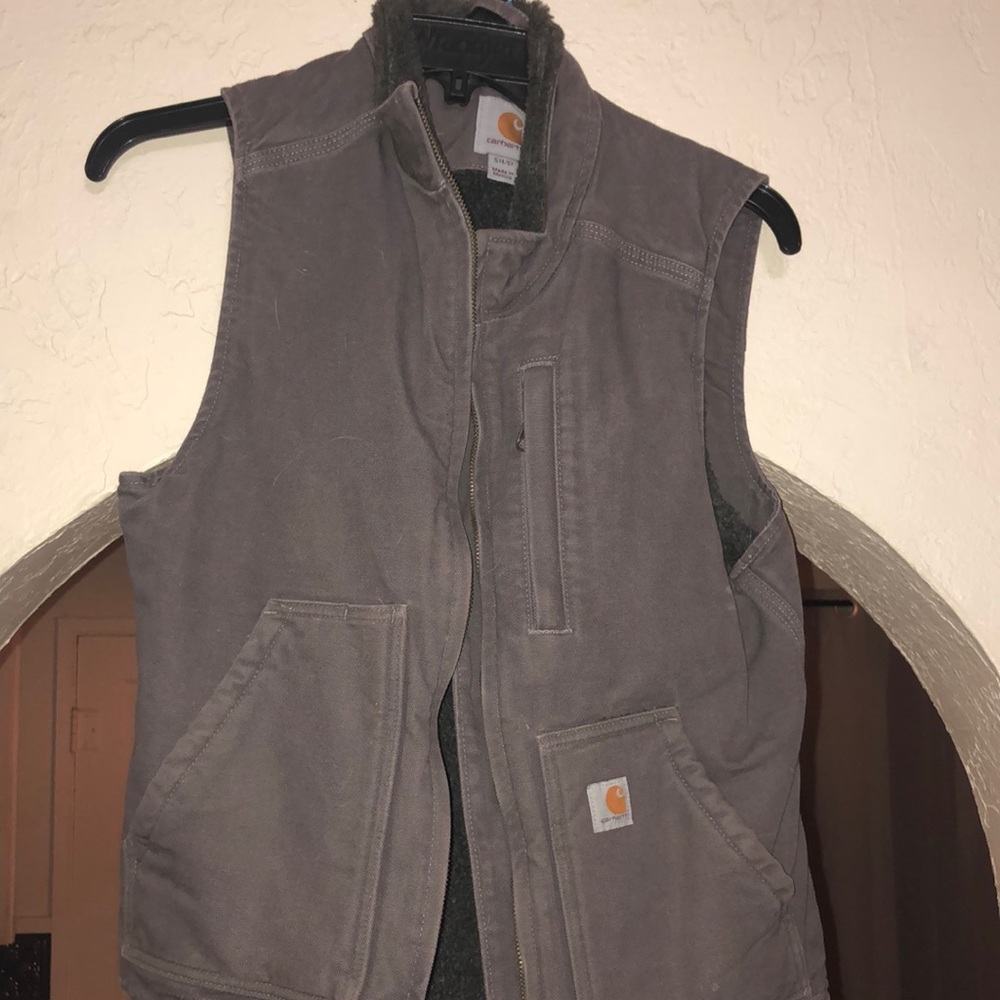 Women’s small carhartt vest